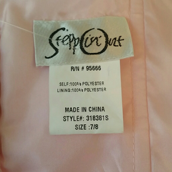 Steppin' out pink juniors 7/8 prom dress - Picture 3 of 4